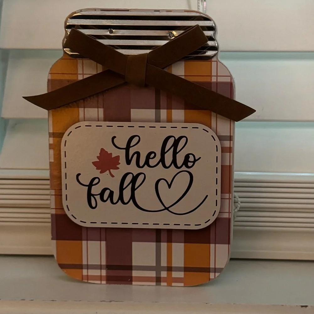 Hello Fall Sign